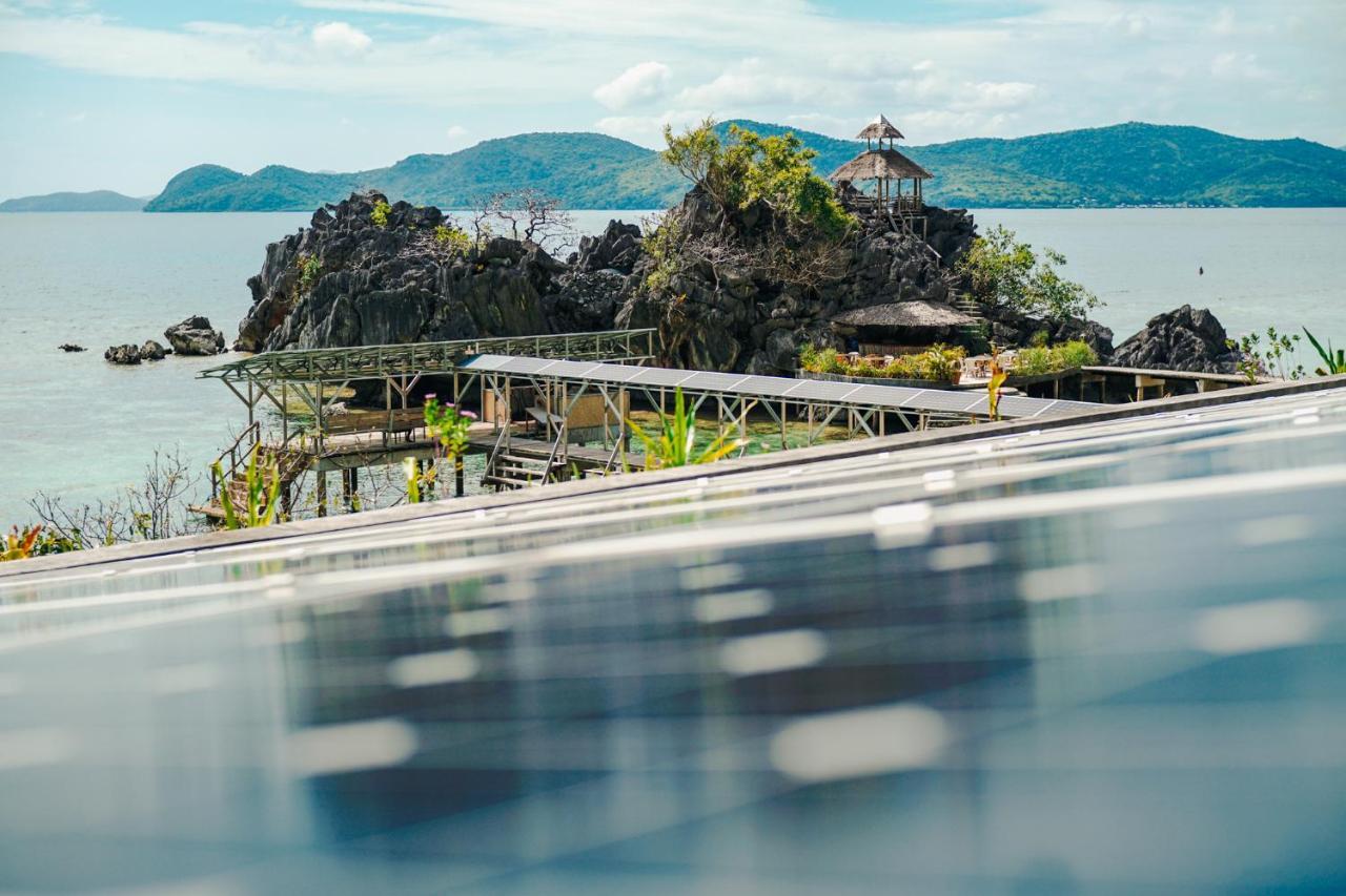 Sangat Island Dive Resort Coron Esterno foto