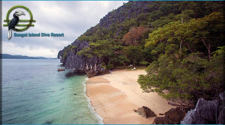 Sangat Island Dive Resort Coron Esterno foto