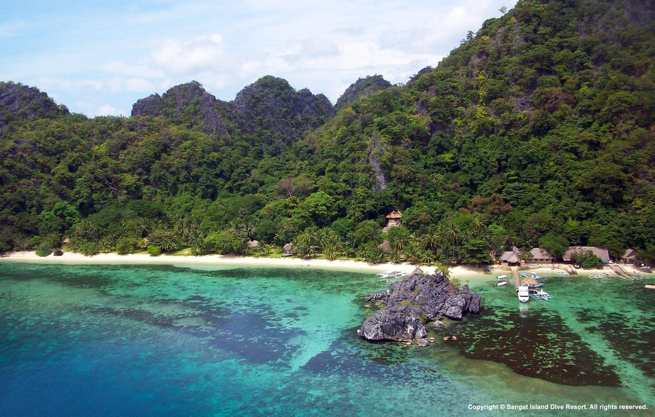 Sangat Island Dive Resort Coron Esterno foto